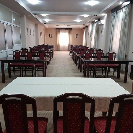 Hotel Feniks Požarevac Zewnętrze zdjęcie