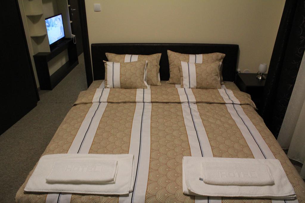 Hotel Feniks Požarevac Pokój zdjęcie