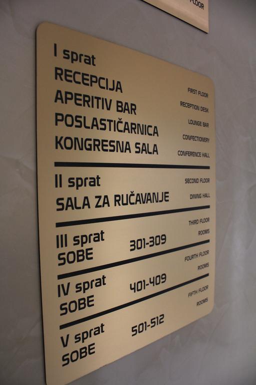 Hotel Feniks Požarevac Zewnętrze zdjęcie